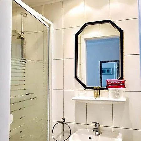 Otel Mariahilf 3*
